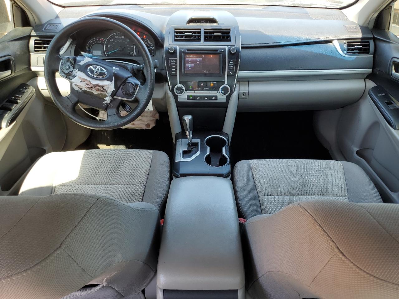 2014 Toyota Camry - Image 8