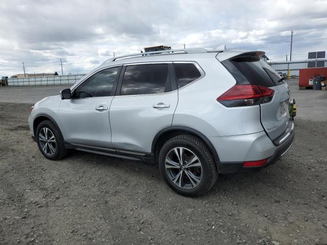  NISSAN ROGUE 2018 Srebrny
