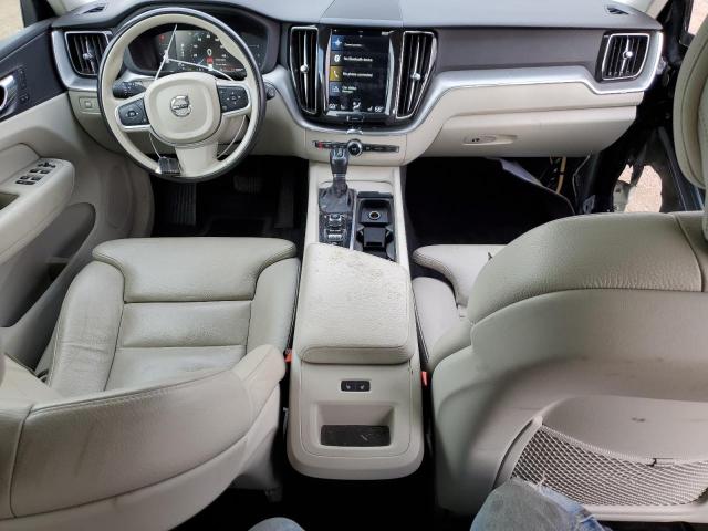  VOLVO XC60 2019 Granatowy
