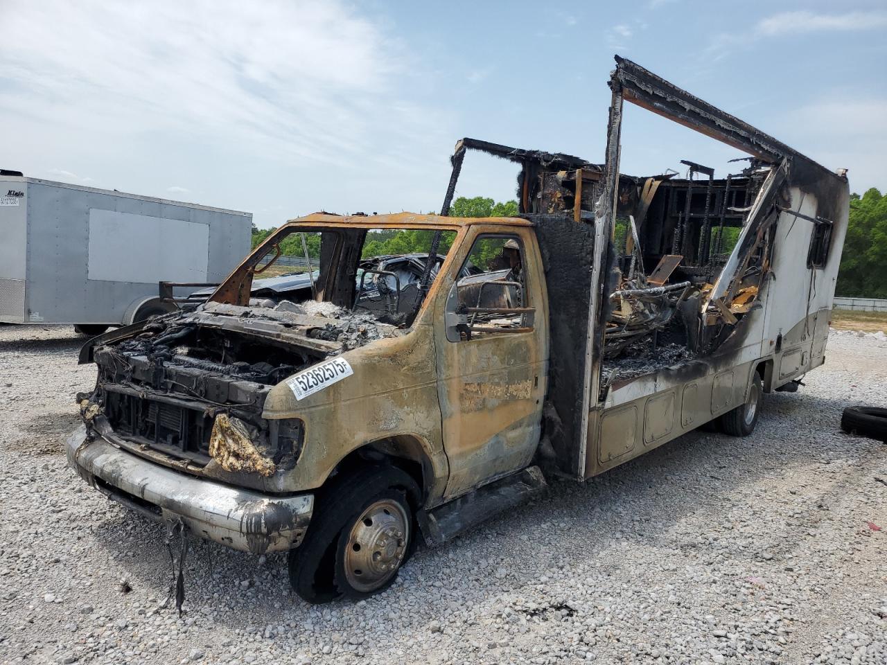 2003 Ford Econoline E450 Super Duty Cutaway Van იყიდება Eight Mile-ში, AL - Burn