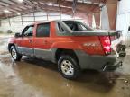 2002 Chevrolet Avalanche K1500 იყიდება Lansing-ში, MI - Side