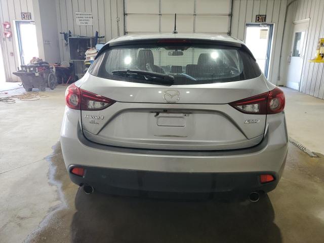  MAZDA 3 2016 Srebrny