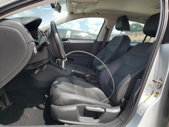  VOLKSWAGEN JETTA 2012 Серебристый