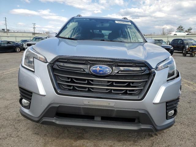  SUBARU FORESTER 2022 Silver