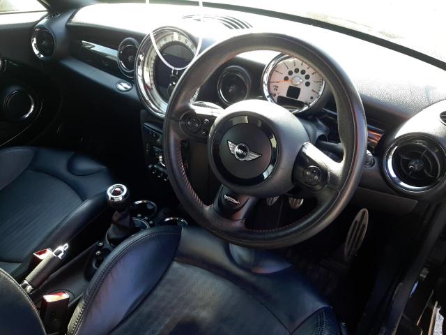 2014 MINI COOPER S
