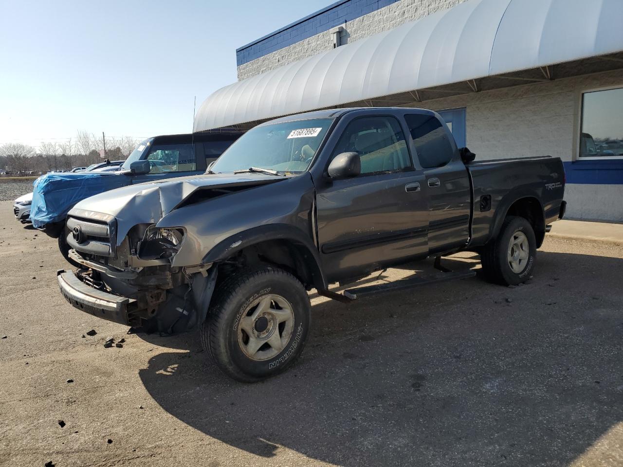 2003 Toyota Tundra Access Cab Sr5 for Sale in Ham Lake, MN - Front End