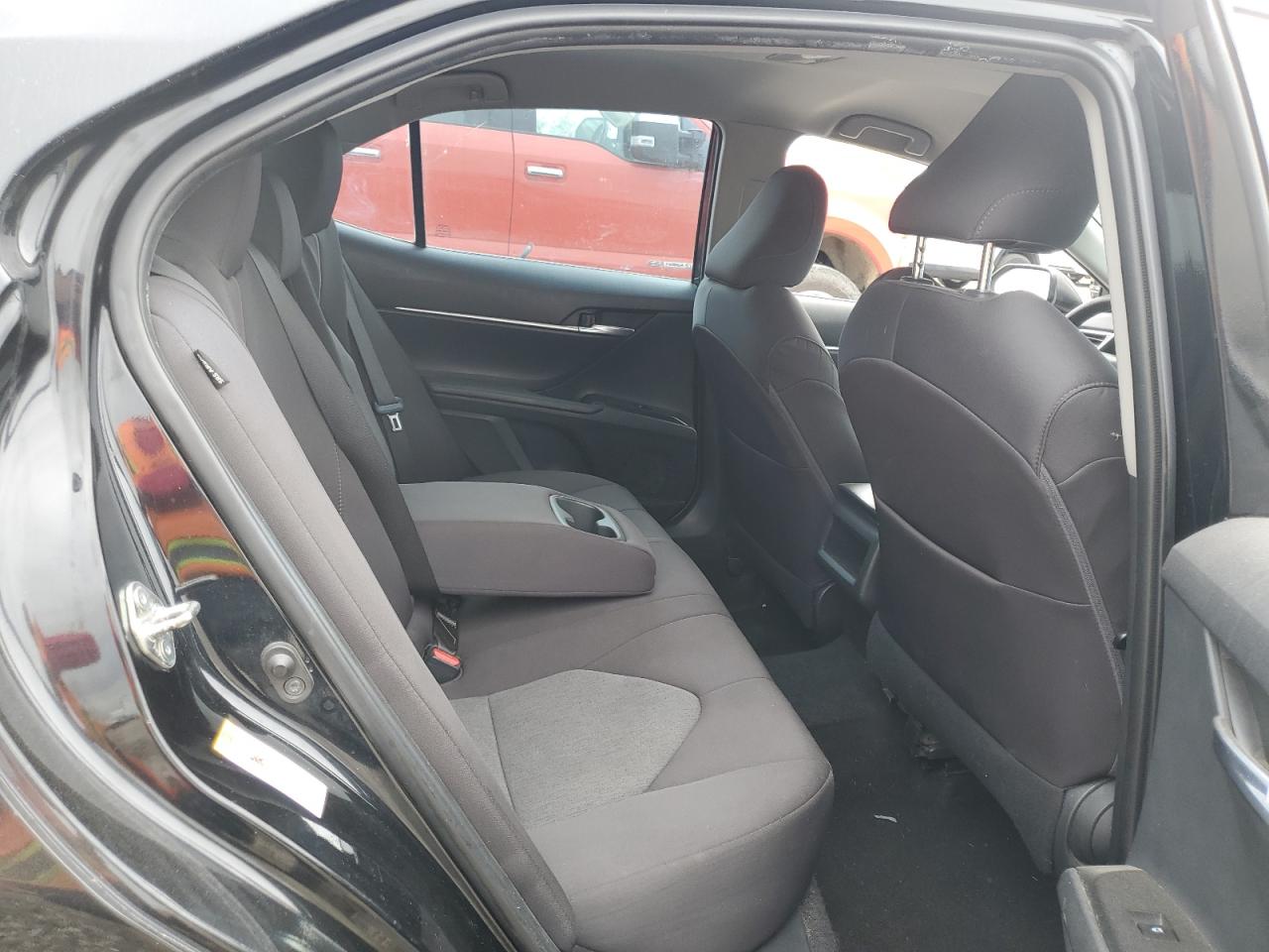 4T1B11HK0JU102616 TOYOTA CAMRY 2018