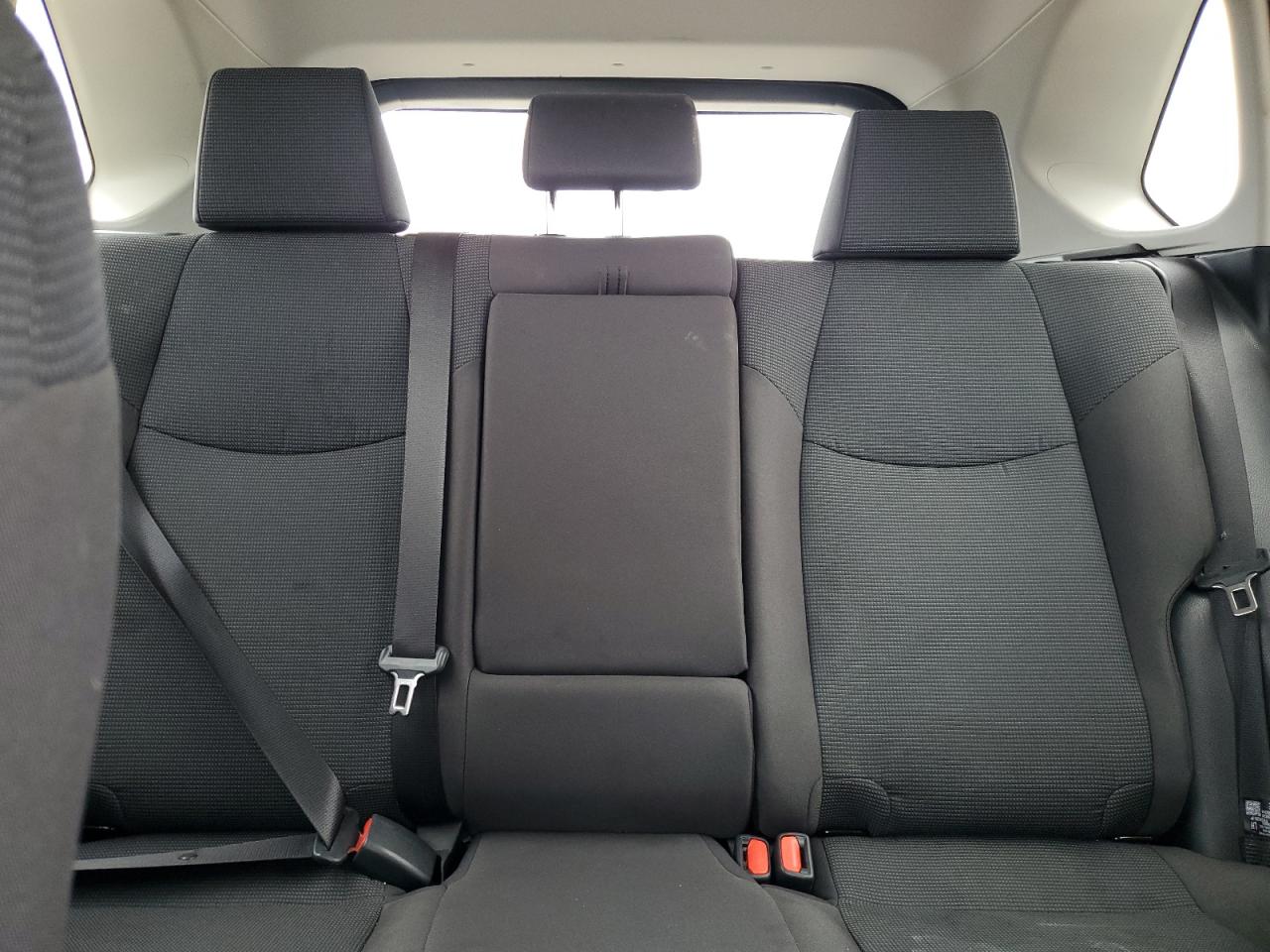 2024 Toyota RAV 4 - Image 10