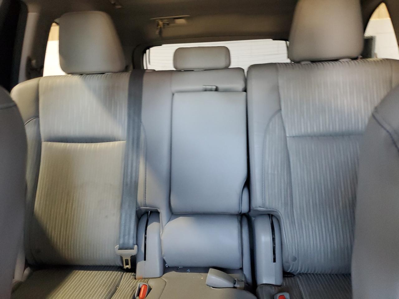2015 Toyota Highlander Le VIN: 5TDBKRFH5FS087680 Lot: 53171165