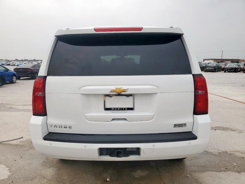  CHEVROLET TAHOE 2017 Белый