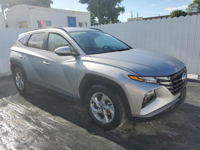 HYUNDAI TUCSON 2024 Srebrny