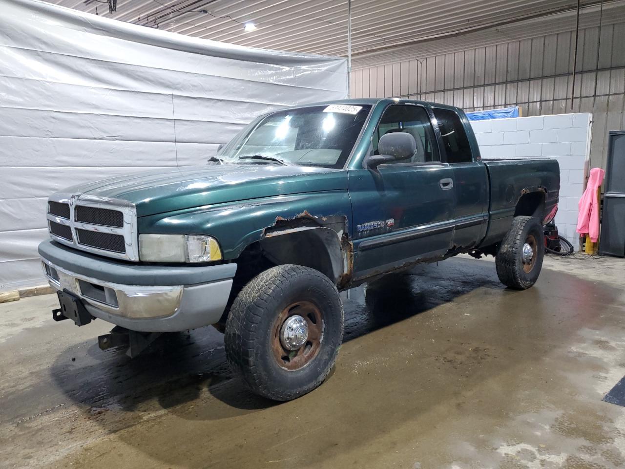 2001 Dodge Ram 2500 იყიდება Candia-ში, NH - Minor Dent/Scratches