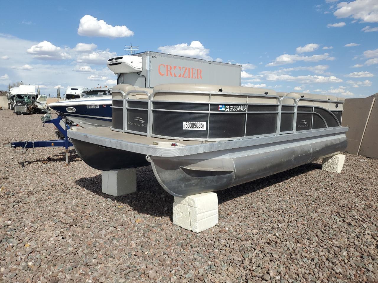 2015 Boat Pontoon for Sale in Phoenix, AZ - Undercarriage