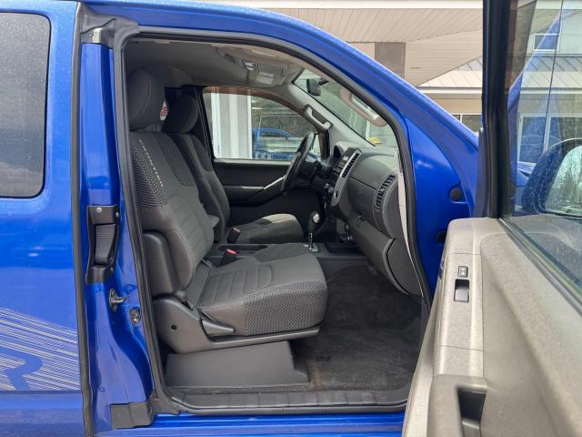 2012 NISSAN FRONTIER SV