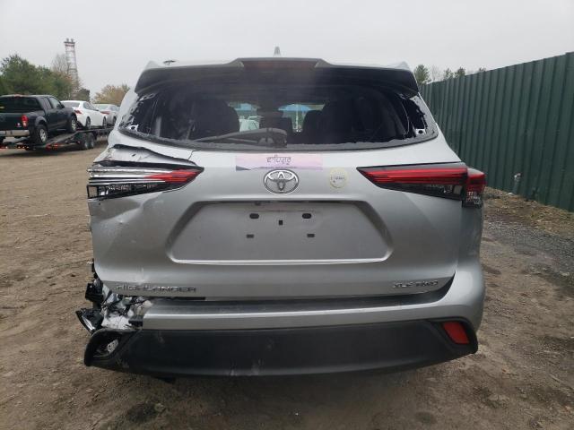  TOYOTA HIGHLANDER 2022 Srebrny