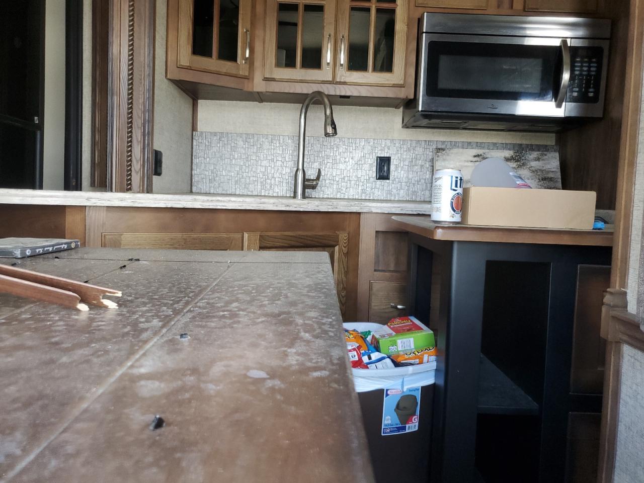 2015 Keystone Challenger Alpine VIN: 4YDF35324FE780833 Lot: 53799725