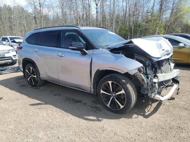  TOYOTA HIGHLANDER 2022 Silver