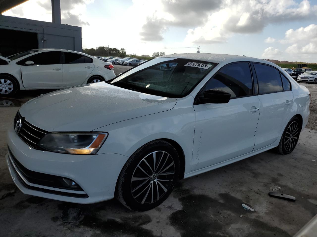 2016 VOLKSWAGEN JETTA