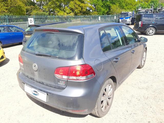 2011 VOLKSWAGEN GOLF MATCH