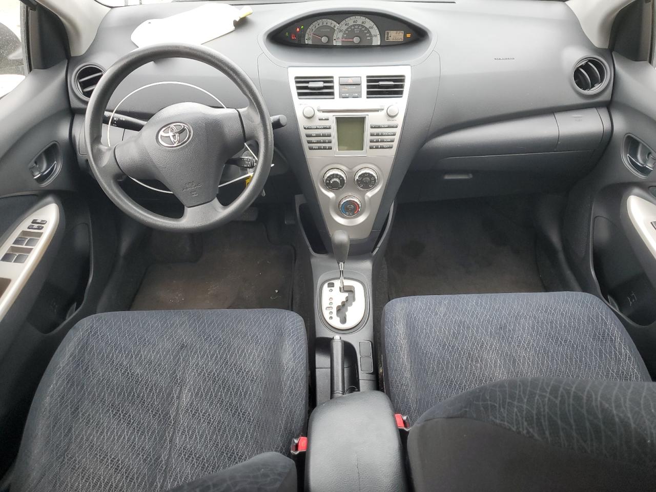 2007 Toyota Yaris VIN: JTDBT903671169233 Lot: 53991125