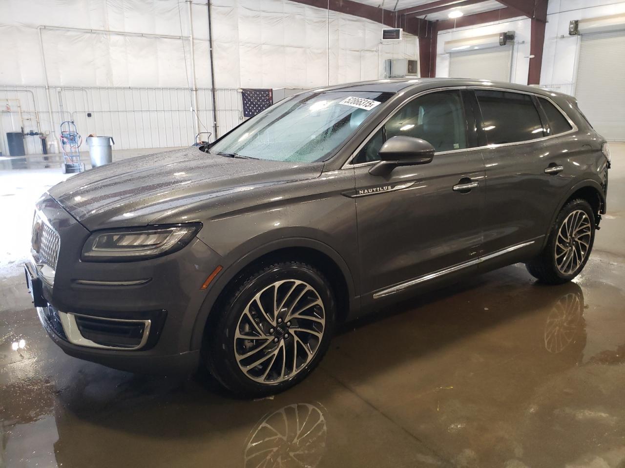 2019 Lincoln Nautilus Reserve for Sale in Avon, MN - Rear End