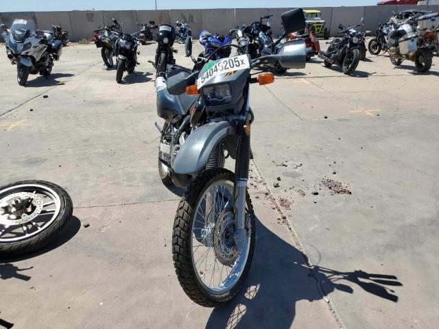 2025 SUZUKI DR650 SE