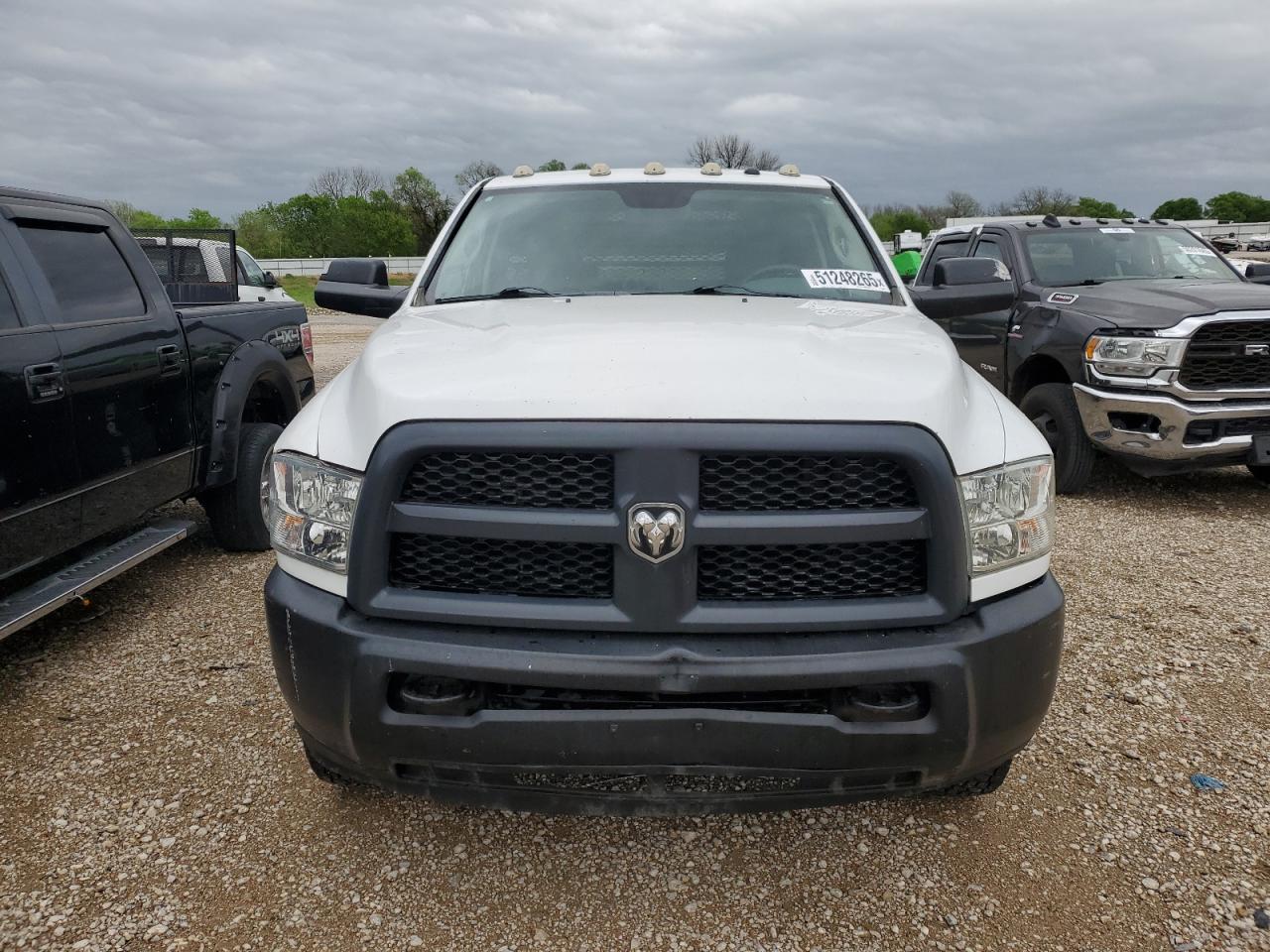 2015 Ram 3500 Flatbed Pickup Truck VIN: 3C7WRSBJ2FG526297 Lot: 51248265