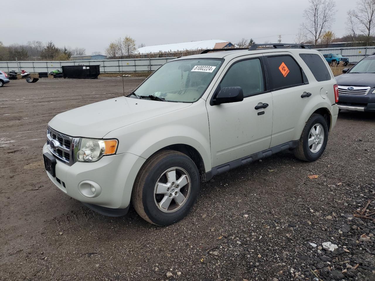 2009 Ford Escape Xlt продається в Columbia Station, OH - Side