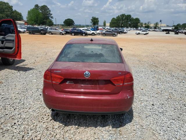  VOLKSWAGEN PASSAT 2015 Бордовый