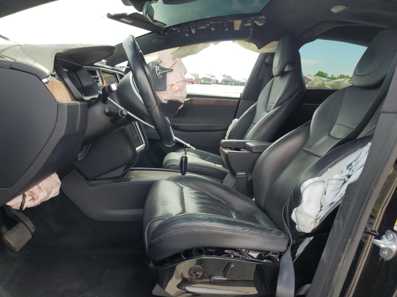 2016 Tesla Model X VIN: 5YJXCDE23GF018396 Lot: 53056465