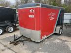 2010 Middlebury Enclosed Cargo Trailer للبيع في Cahokia Heights، IL - Hail