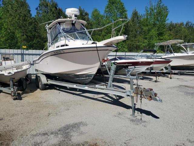 2005 Grady White Boat