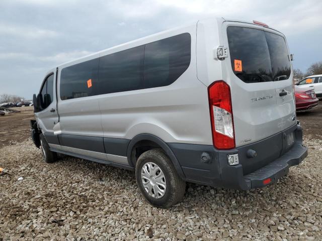 Minivans FORD TRANSIT 2016 Srebrny