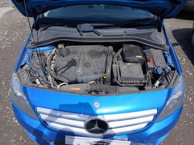 2013 MERCEDES BENZ B180 BLUEE