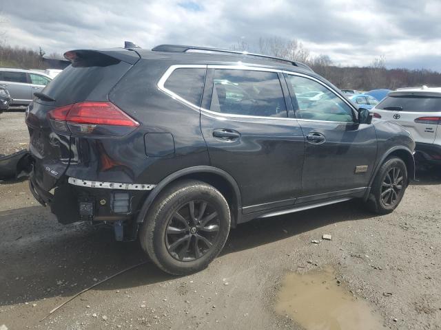  NISSAN ROGUE 2017 Czarny