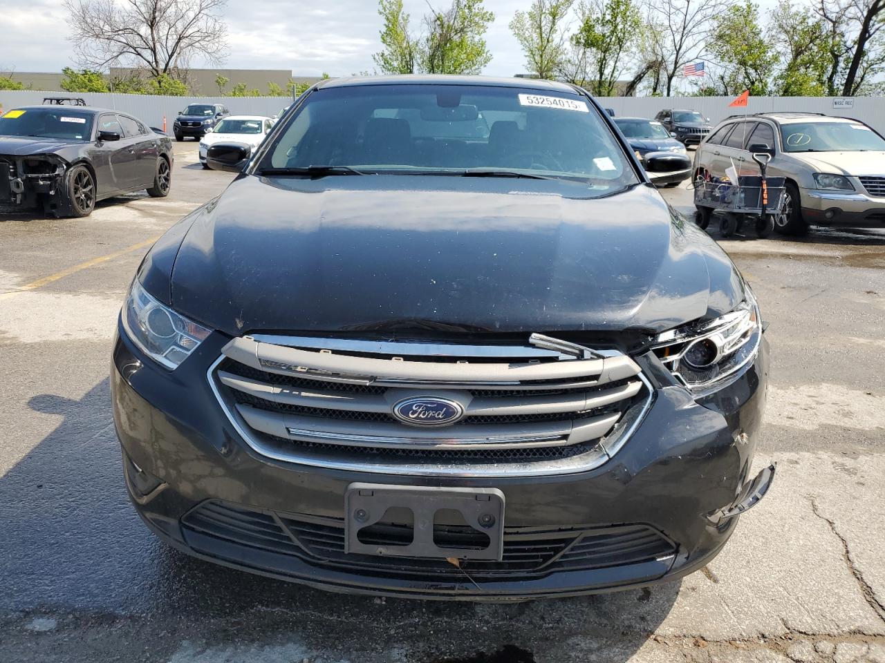 1FAHP2E85JG102109 FORD TAURUS 2018