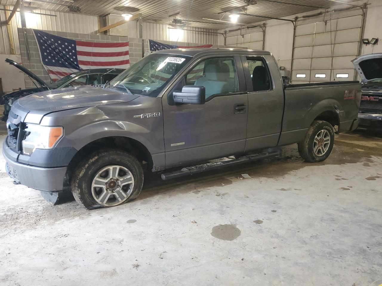 2011 Ford F150 Super Cab for Sale in Columbia, MO - Rear End