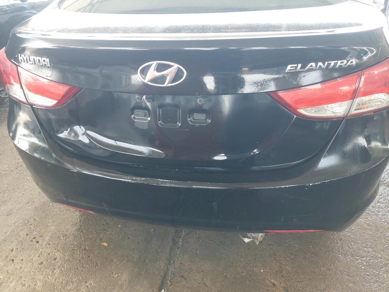 KMHDG41E0EU815812 - 2014 Hyundai Elantra - #undefined