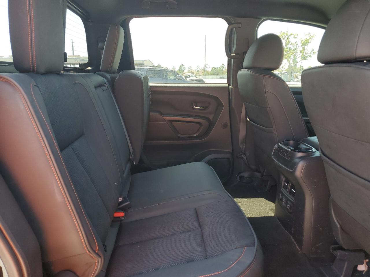 1n6aa1ed2pn115843 1N6AA1ED2PN115843 2023 Nissan Titan Sv