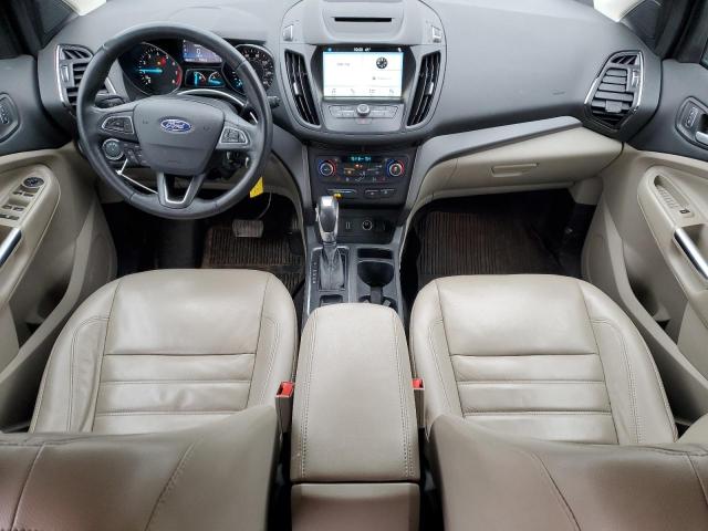  FORD ESCAPE 2018 Czarny