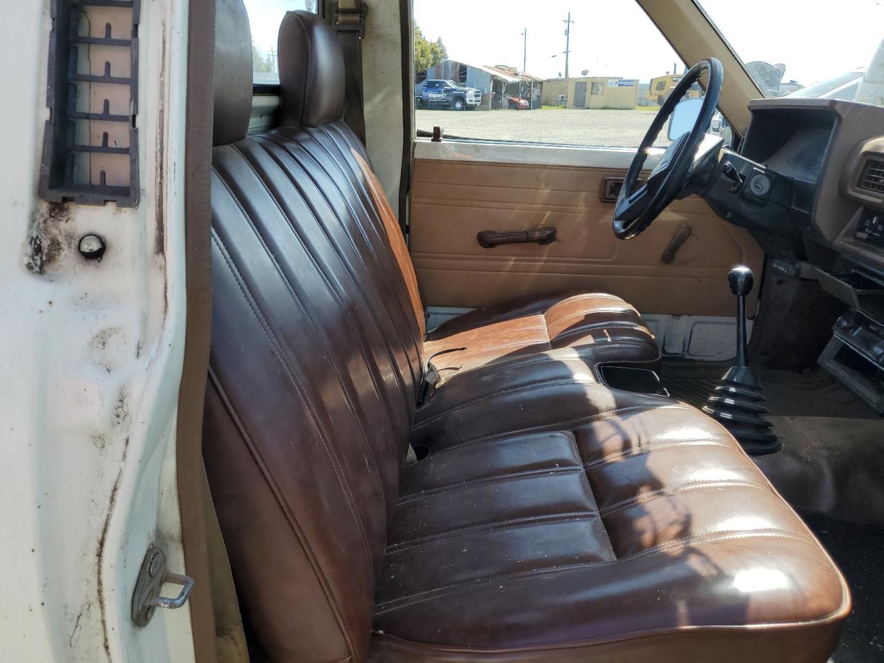 1985 Toyota Pickup 1/2 Ton Rn50 VIN: JT4RN50R4F0068265 Lot: 51827965