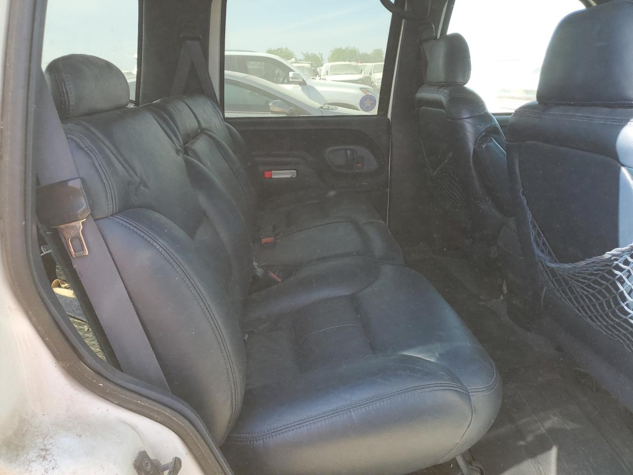 1995 Chevrolet Tahoe K1500 VIN: 1GNEK13KXSJ399166 Lot: 52648535