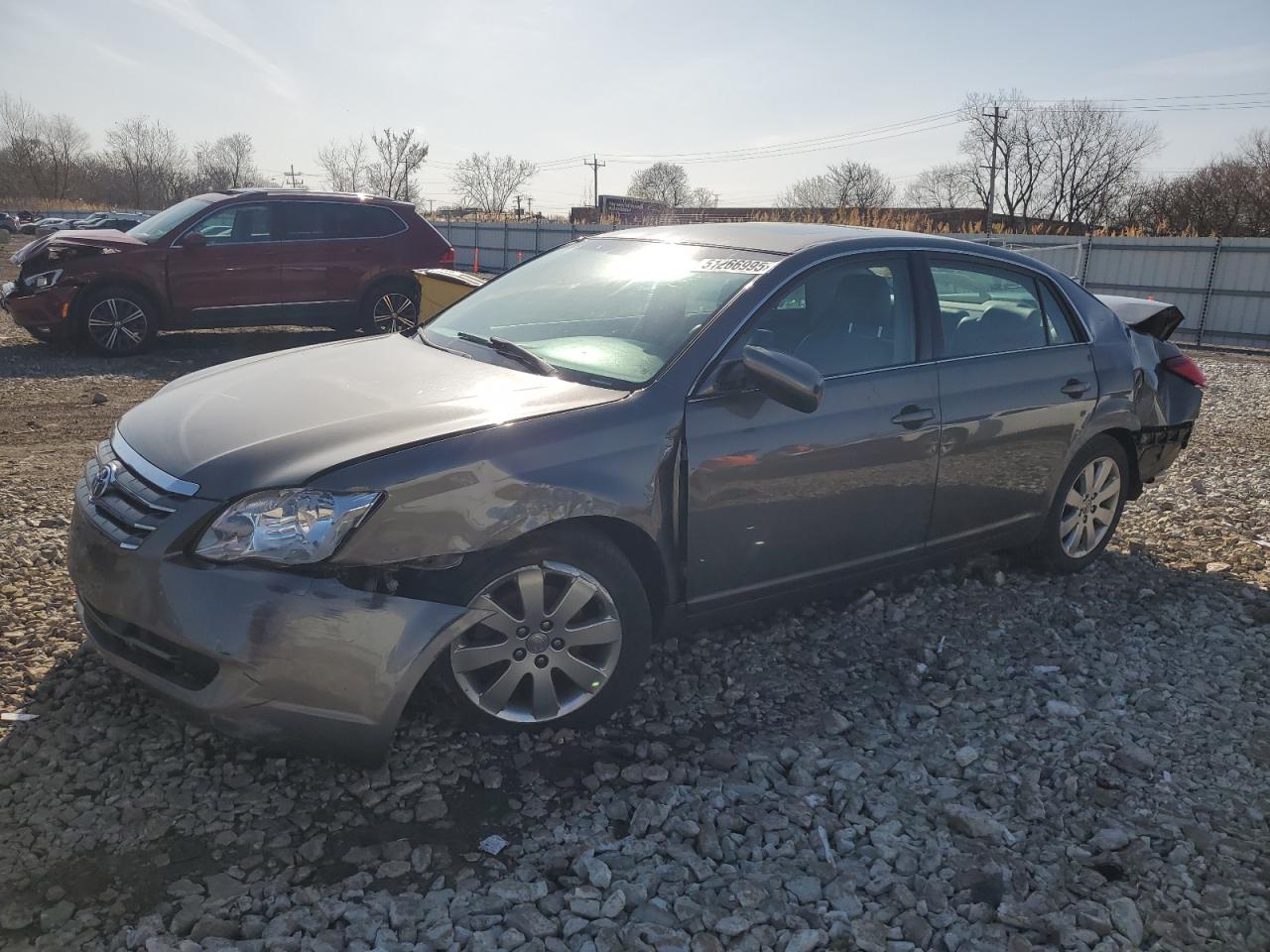2006 Toyota Avalon Xl for Sale in Chicago Heights, IL - All Over