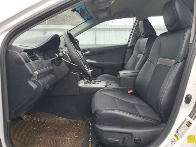  TOYOTA CAMRY 2012 Белый