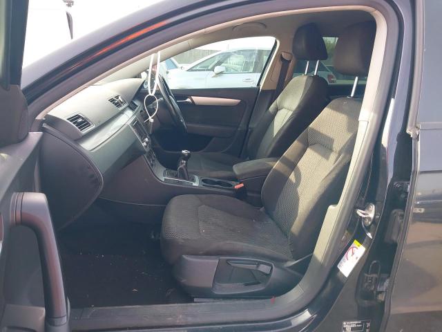 2012 VOLKSWAGEN PASSAT S B
