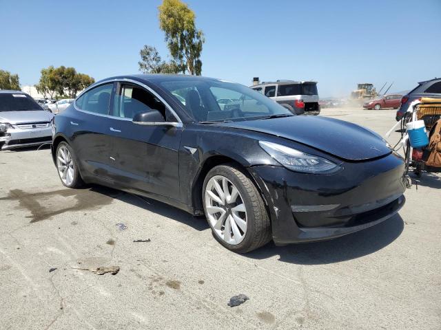  TESLA MODEL 3 2019 Czarny