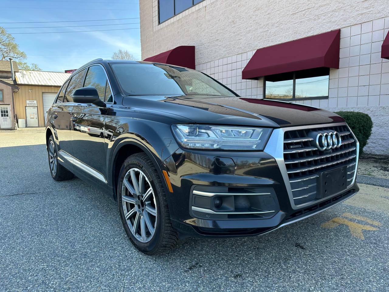 2018 Audi Q7 Premium Plus for Sale in North Billerica, MA - Normal Wear