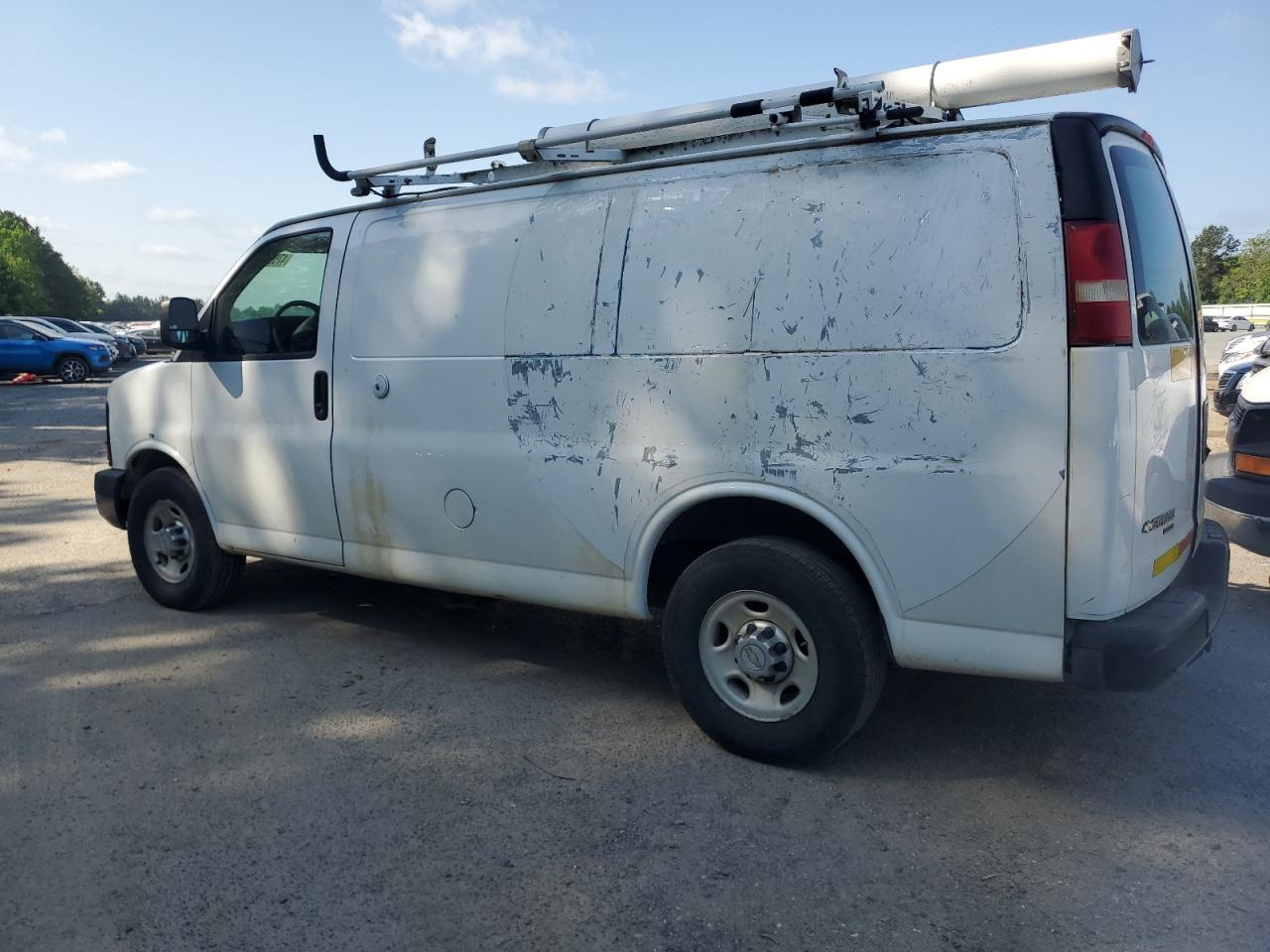 2013 Chevrolet Express - Image 2