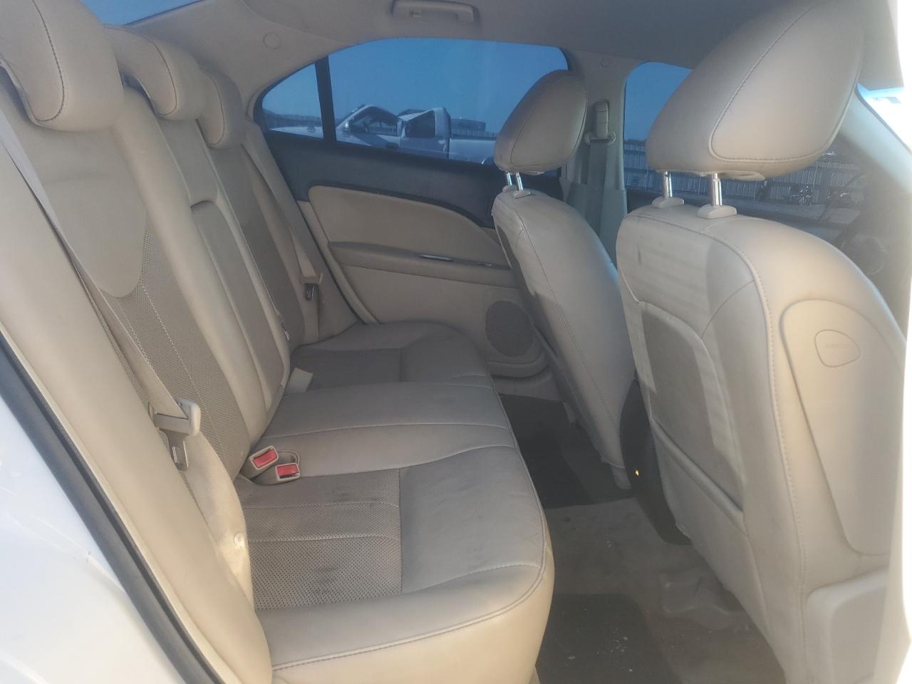 2010 Mercury Milan Premier VIN: 3MEHM0JG0AR653060 Lot: 52223325