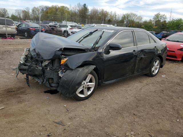 Sedans TOYOTA CAMRY 2012 Czarny